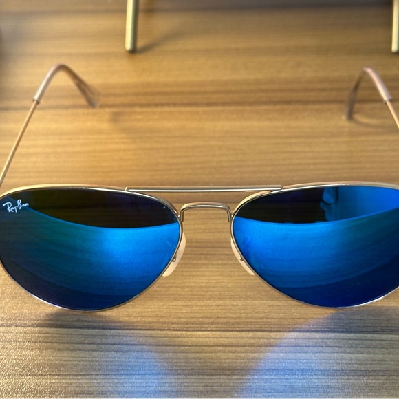 Ray Ban Aviator sunglasses - Picture 5 of 5